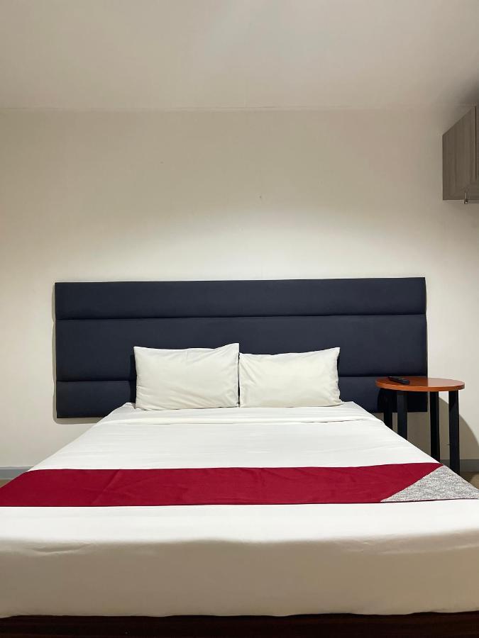 Anex Hotel Near Us Embassy Manille Extérieur photo